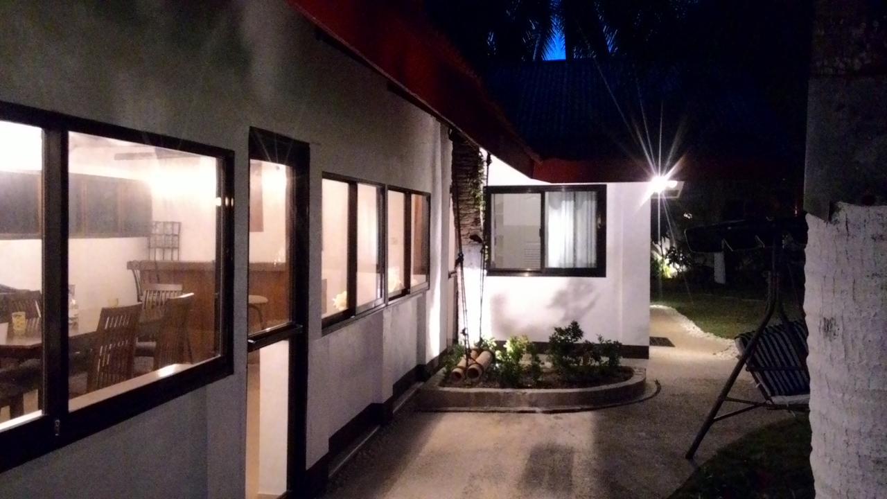 Bamboo Beachhouse Dormitory Garcia Hernandez 외부 사진