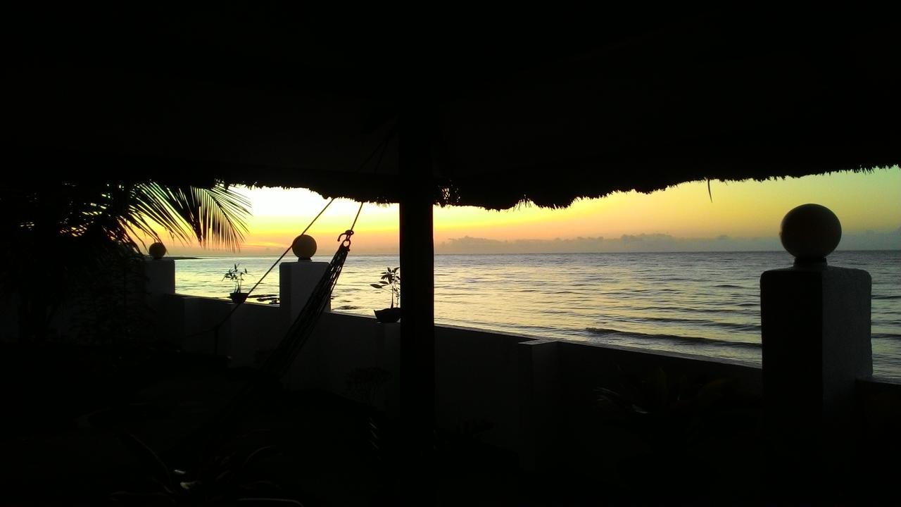 Bamboo Beachhouse Dormitory Garcia Hernandez 외부 사진